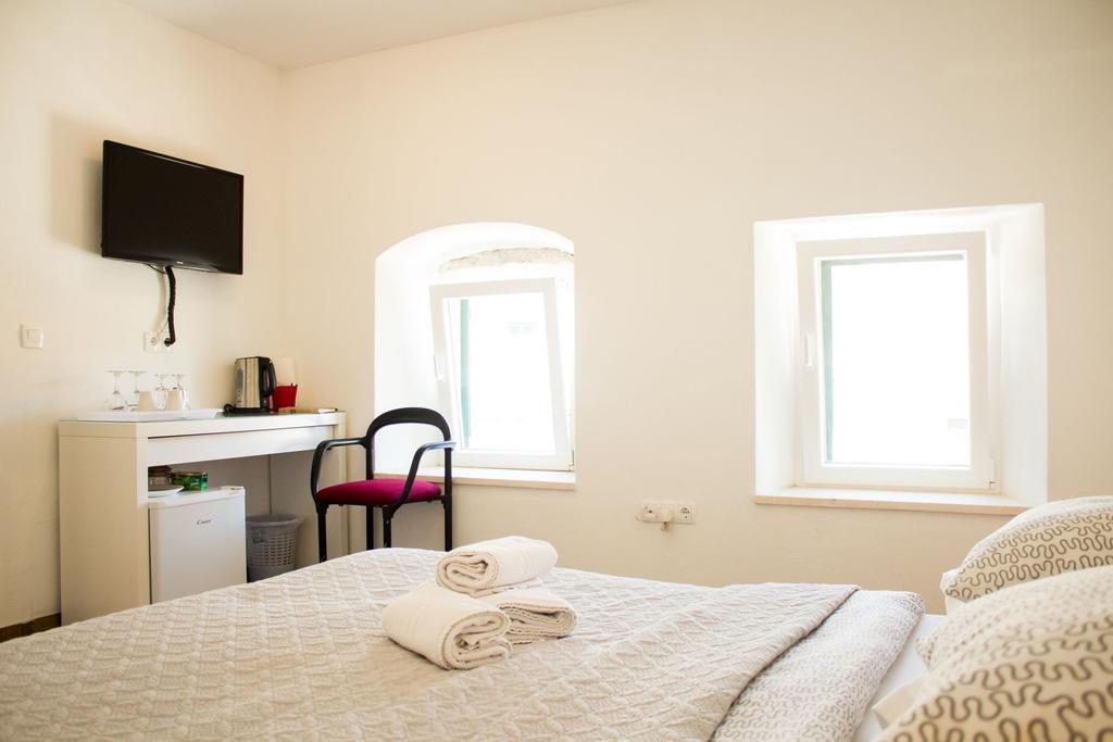 Guest House Vagabundo Imb Split Exteriör bild